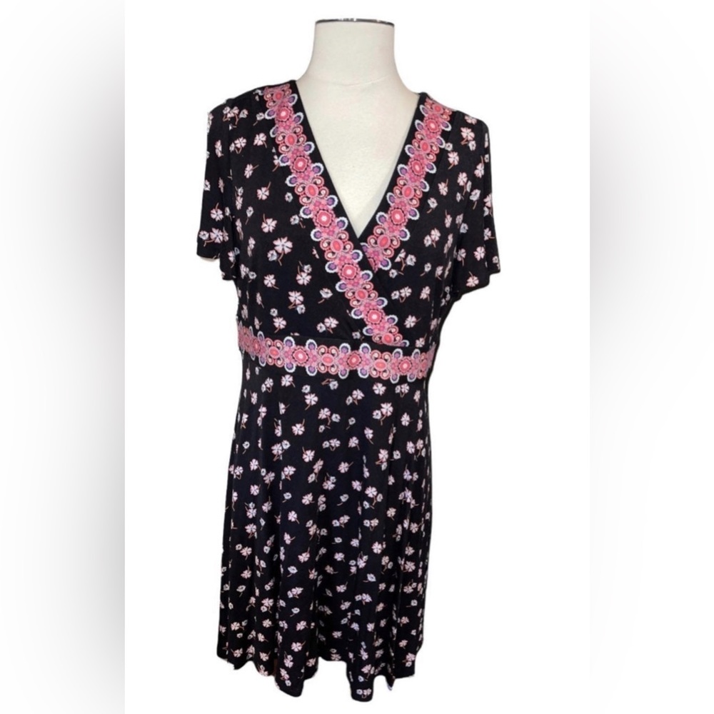 Loft Women’s Petite Black Floral Dress